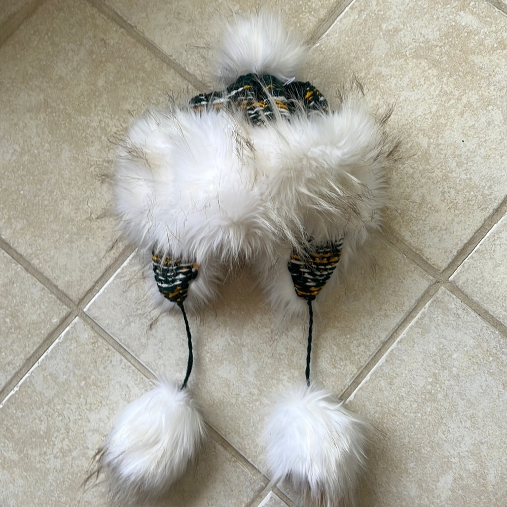 Go Pack Go! Furry green and gold hat